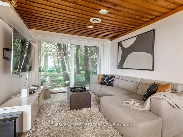 37 Georgian Manor Dr — Photo 17