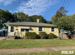 3015 11th Ave, Moline, IL 61265