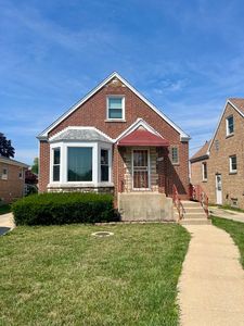 5000 N Mobile Ave, Chicago, IL, 60630