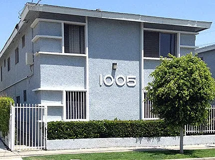 1001-1005 W. G St. — Photo 2