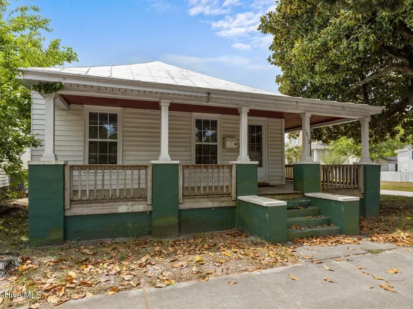 1813 Arendell Street, Morehead City, NC 28557