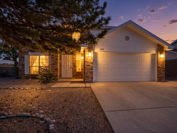 6915 Eastford Pl NW, Albuquerque, NM 87114