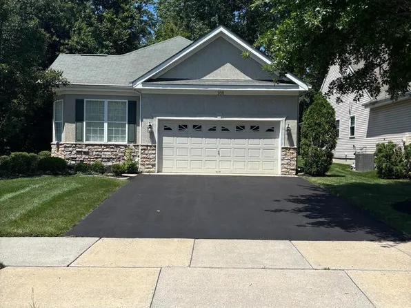 166 Glengarry Ln, Hainesport, NJ 08036