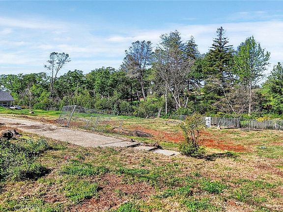 3rd image of 333 Redbud Dr #47