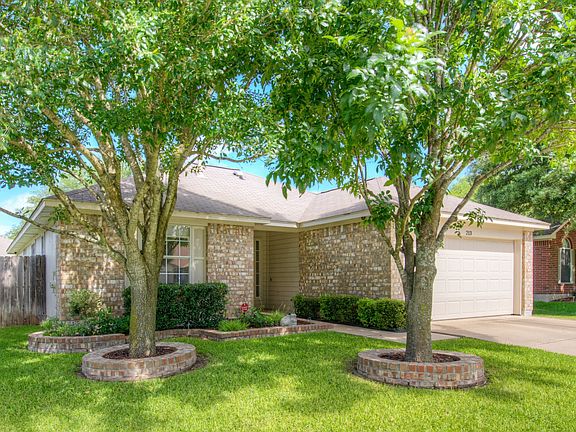 3rd image of 213 Quail Cir