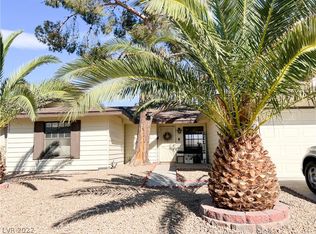 4218 Rimcrest Rd, Las Vegas, NV 89121