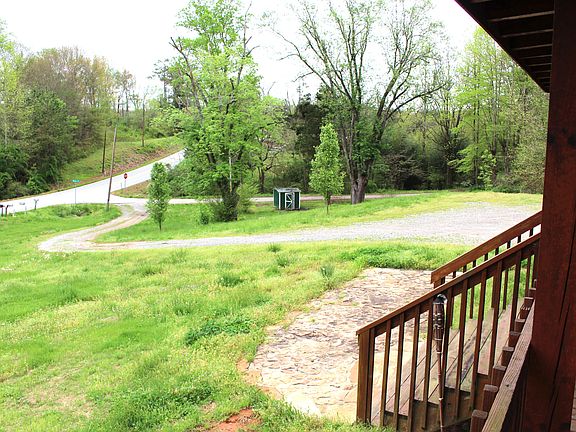 3rd image of 6504 Mount Vernon Rd