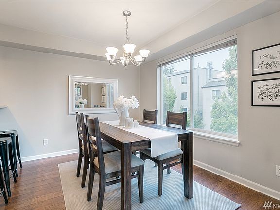 5th image of 9222 Roosevelt Way NE APT 207