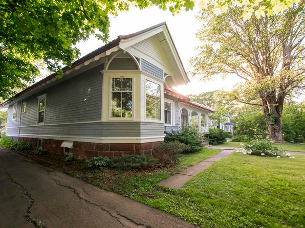 7 Regent St, Amherst, NS B4H 3S6