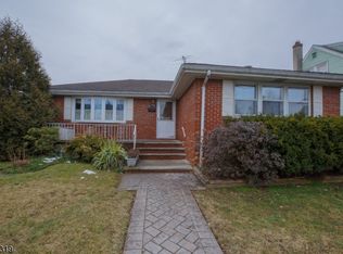 226 Clinton St, Linden, NJ 07036