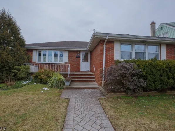 226 Clinton St, Linden City, NJ 07036