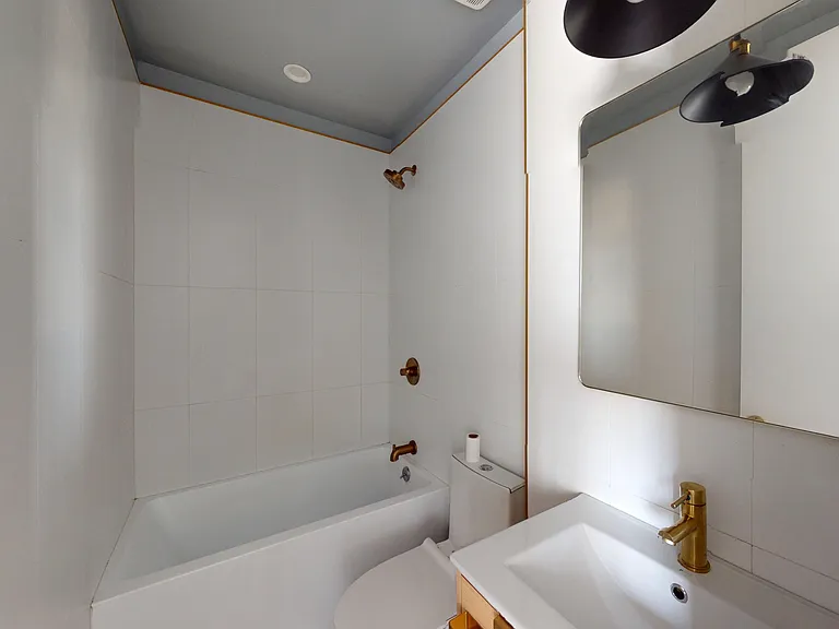 81 Beadel St #3D — Photo 5