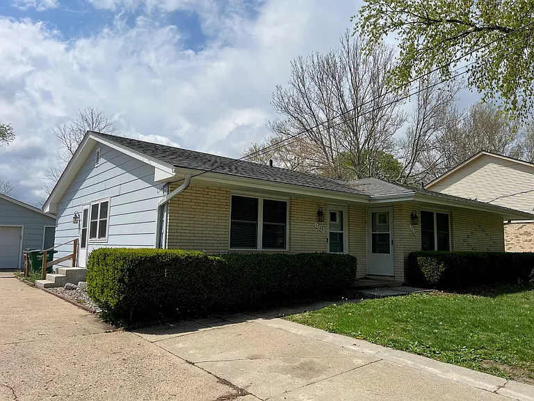 1548 NW 81st St — Photo 1