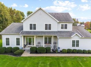 29 Sunset Hl, Rochester, NY 14624