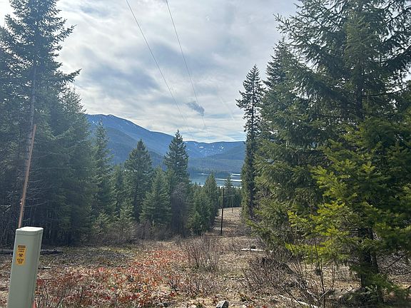 2nd image of 5 Red Fir Ln