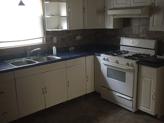 5th image of 1232 S 61st Ct