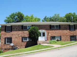1420 Adair St APT 3, Dubuque, IA 52001