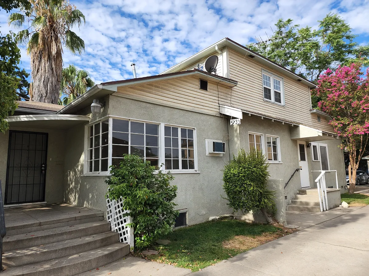 Building Photo - 5723 Fair Ave #5733