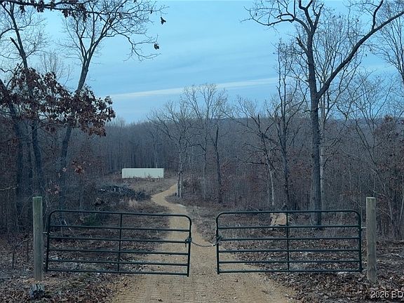 4th image of 309 Smokey Hills Rd