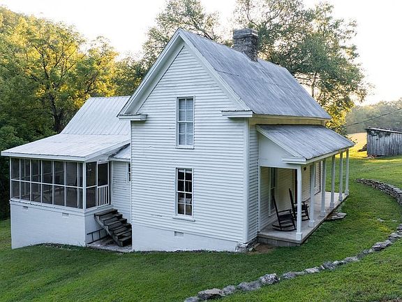24th image of 3685 Martin Ervin Rd