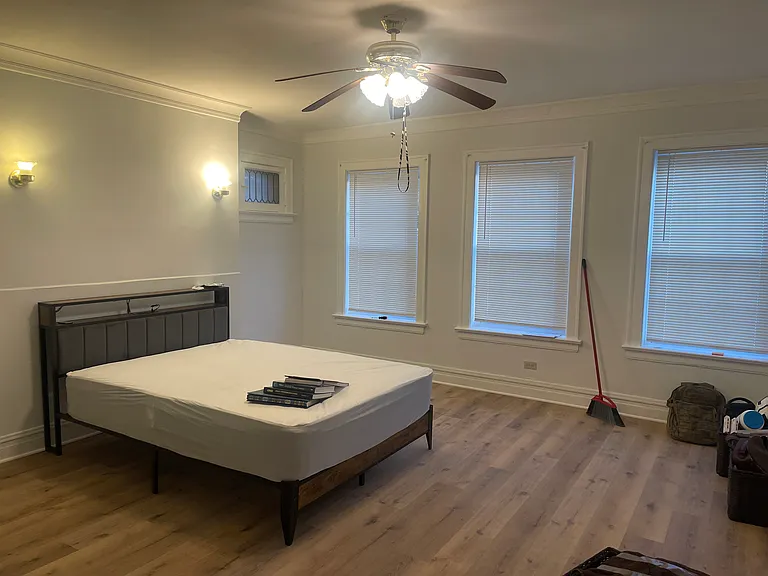 2714 W Ainslie St #2 — Photo 13