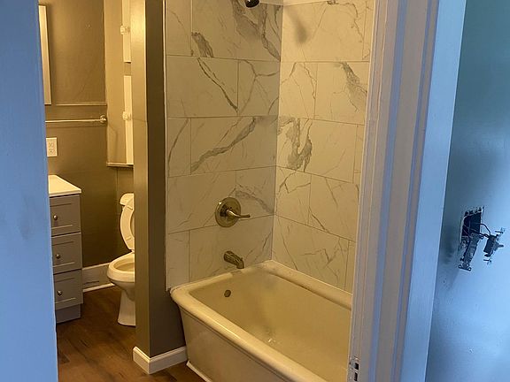 4th image of 177 E Main St Unit 2