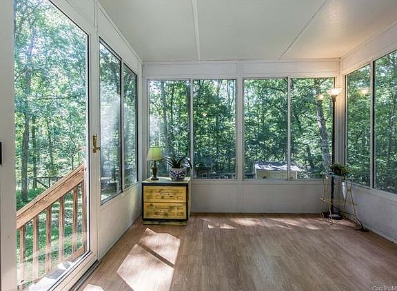 5th image of 6422 Saddlewood Dr