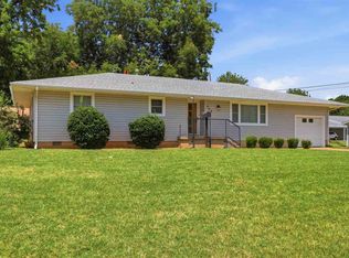 705 N 11th St, Perry, OK 73077