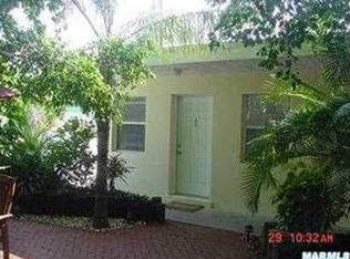 107 8th St S #1, Bradenton Beach, FL 34217