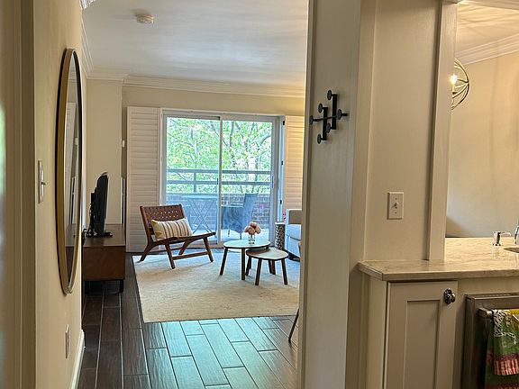3rd image of 2111 Wisconsin Ave NW APT 222
