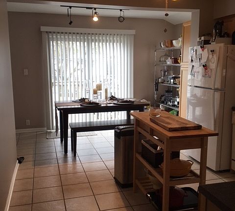 3rd image of 4143 N Claremont Ave