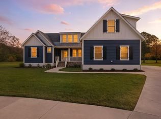 4 Martz Ct, Cape Charles, VA 23310