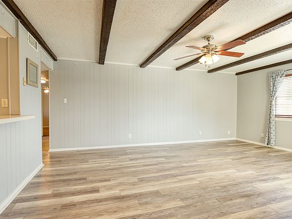 5th image of 109 Harbor Dr Unit 205