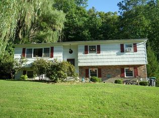 12 Pennsylvania Ave, Monroe, NY 10950