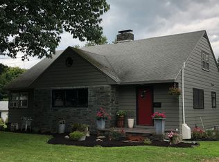 30 Houseman Ave, Chatham, NY 12037