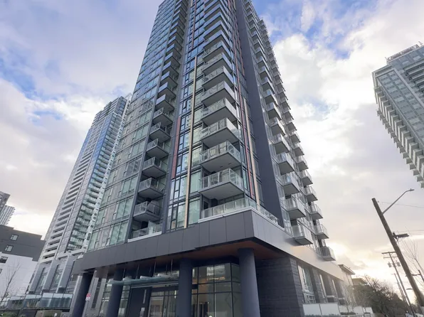 6398 Silver Ave #807, Burnaby, BC V5H 0J2