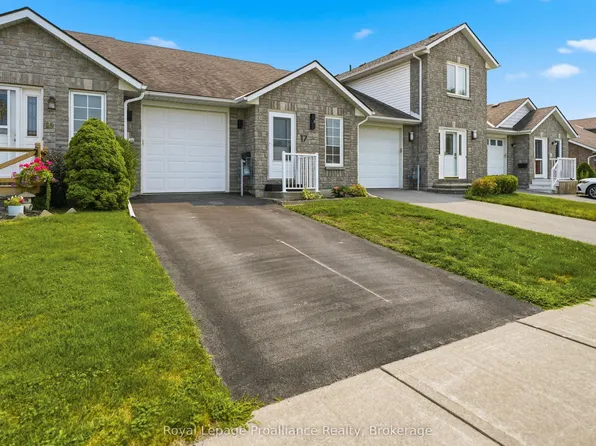 17 Alder Ct, Belleville, ON K8P 5L5