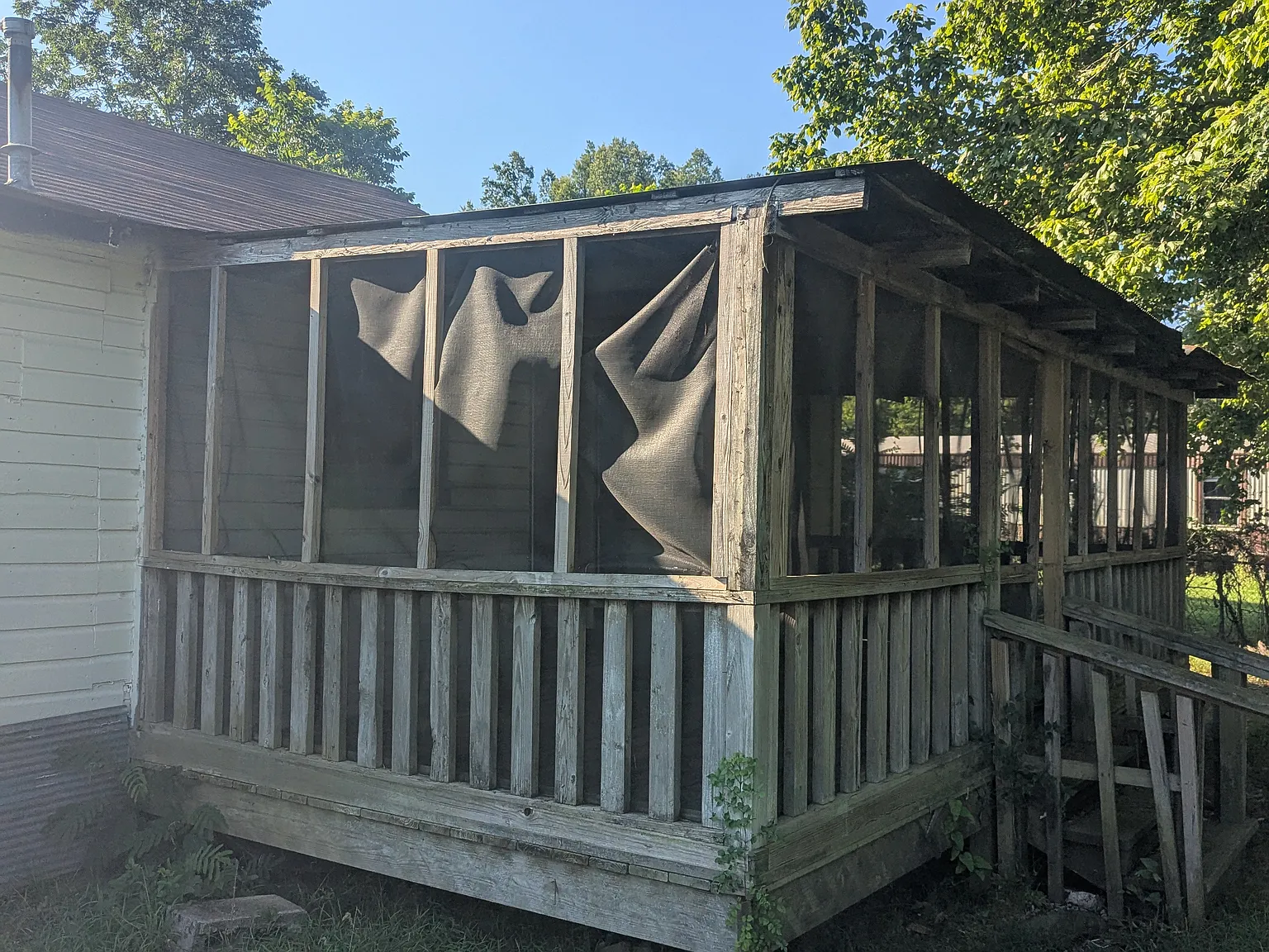 Moncrief — Photo 3
