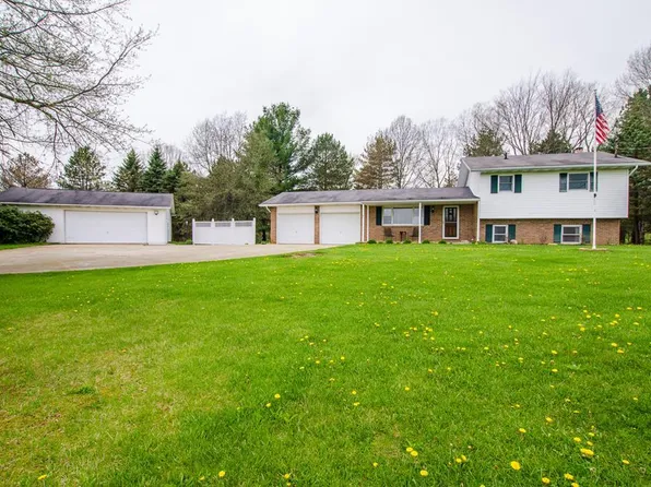 662 Pinkney Rd, Mansfield, OH 44903