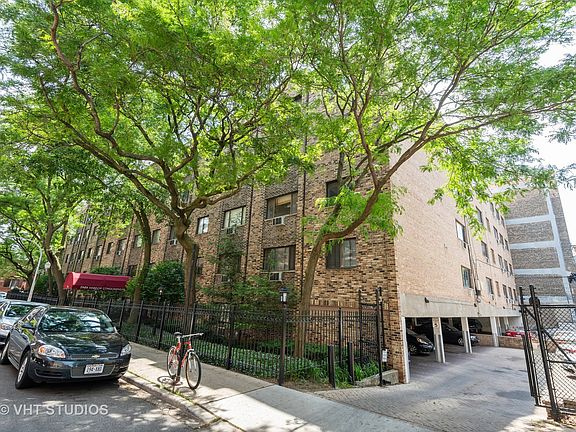 2nd image of 3620 N Pine Grove Ave APT 414