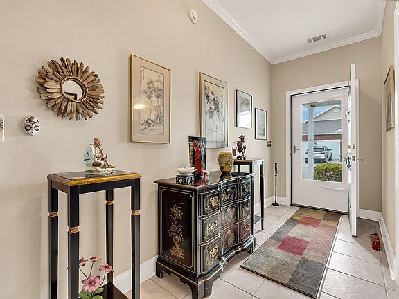 5th image of 308 S Houston Springs Blvd