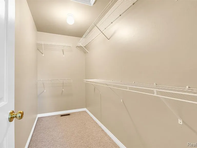 42682 Park Crescent Dr — Photo 30