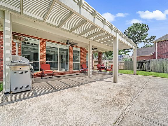 4th image of 7119 Bristol Ridge Dr