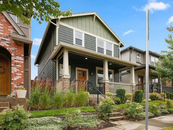 242 SW 204th Ter, Beaverton, OR 97006