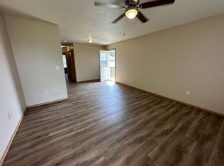 355B Peach Tree St, Fordland, MO 65652