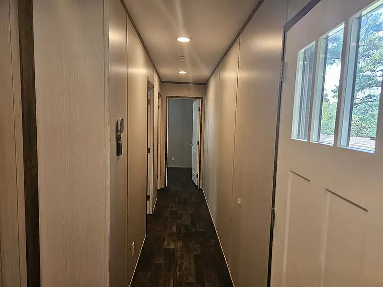 39 Poole Cir — Photo 9