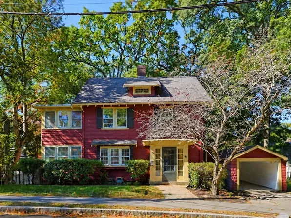 76 Brantwood Rd, Arlington, MA 02476
