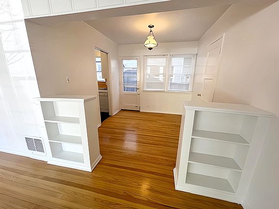 4th image of 922 Idaho Ave #B