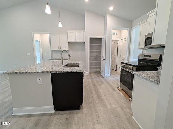 4th image of 547 Sweet Potato Ln Lot 8