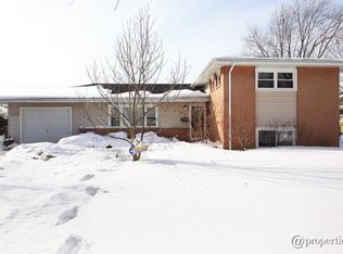 1316 Huber Ln, Glenview, IL